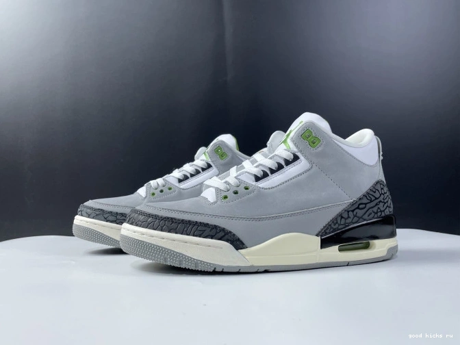136064-006 Chlorophyll Retro Jordan 3 Air 0819